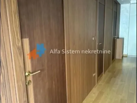 Izdavanje, trosoban stan, 60m², Južni Bulevar, Vračar Sve Podlokacije - image 7