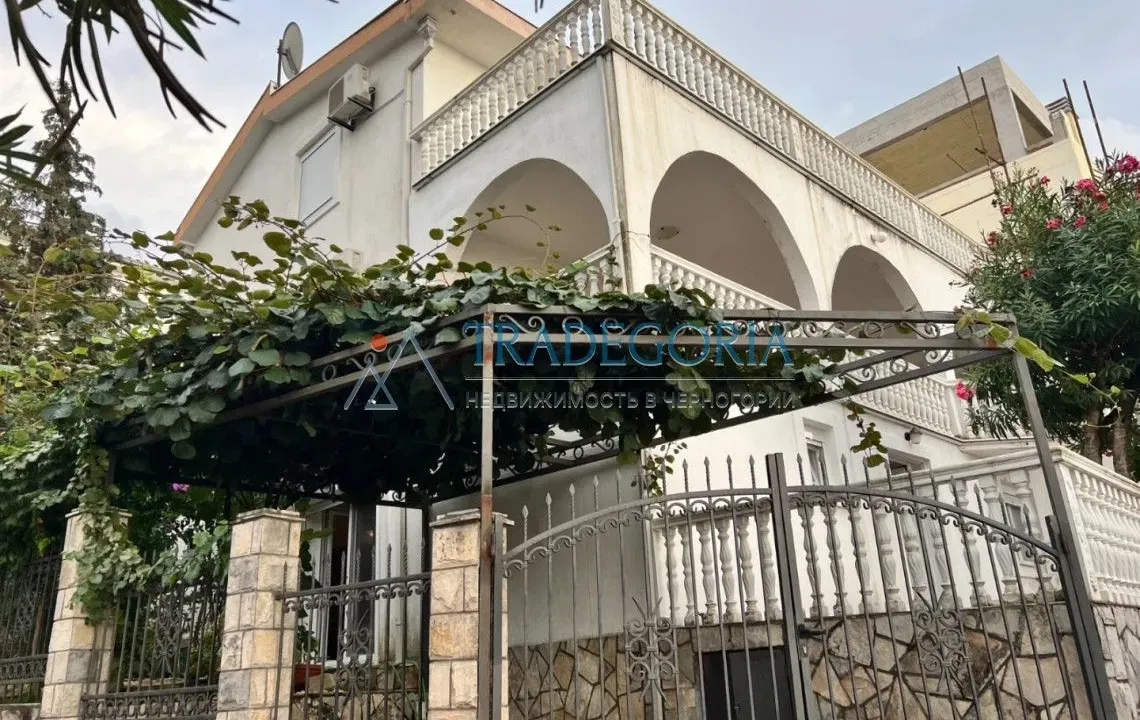 Prodaja, kuća, 250m², Utjeha, Ulcinj