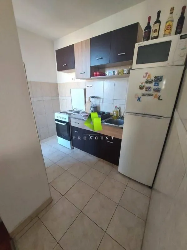 Rent, apartment, 35m², Medijana, Niš