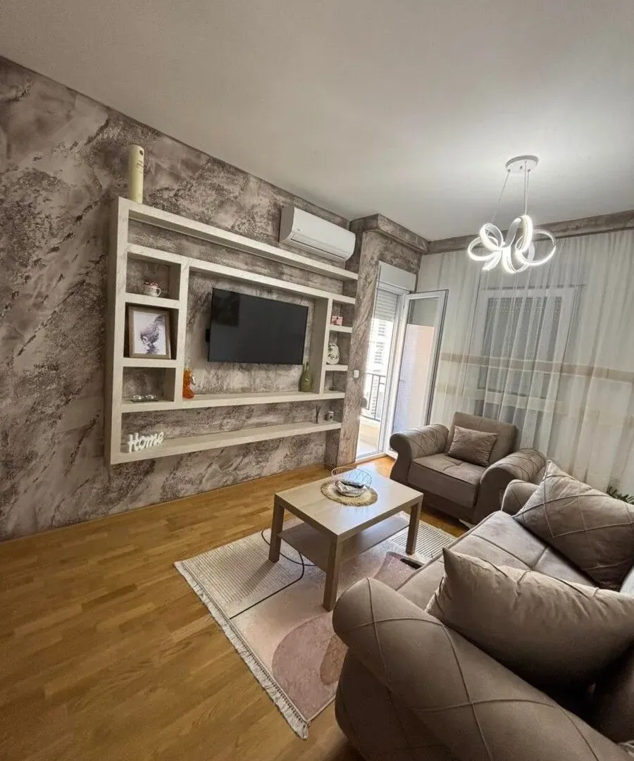 Izdavanje, stan, 40m², Stari Aerodrom, Podgorica