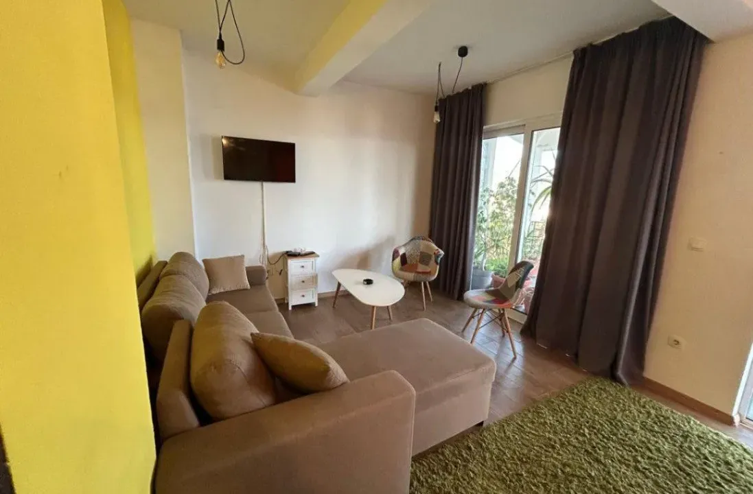 Rent, two bedroom apartment, 110m², Zeleni Pojas, Bar