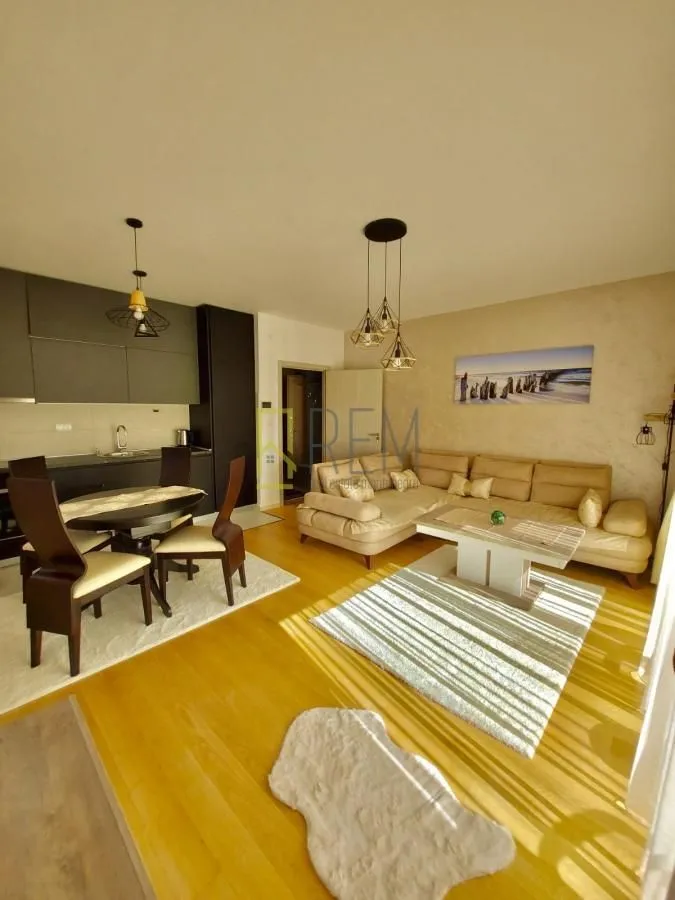 Rent, two bedroom apartment, 63m², Drač, Podgorica