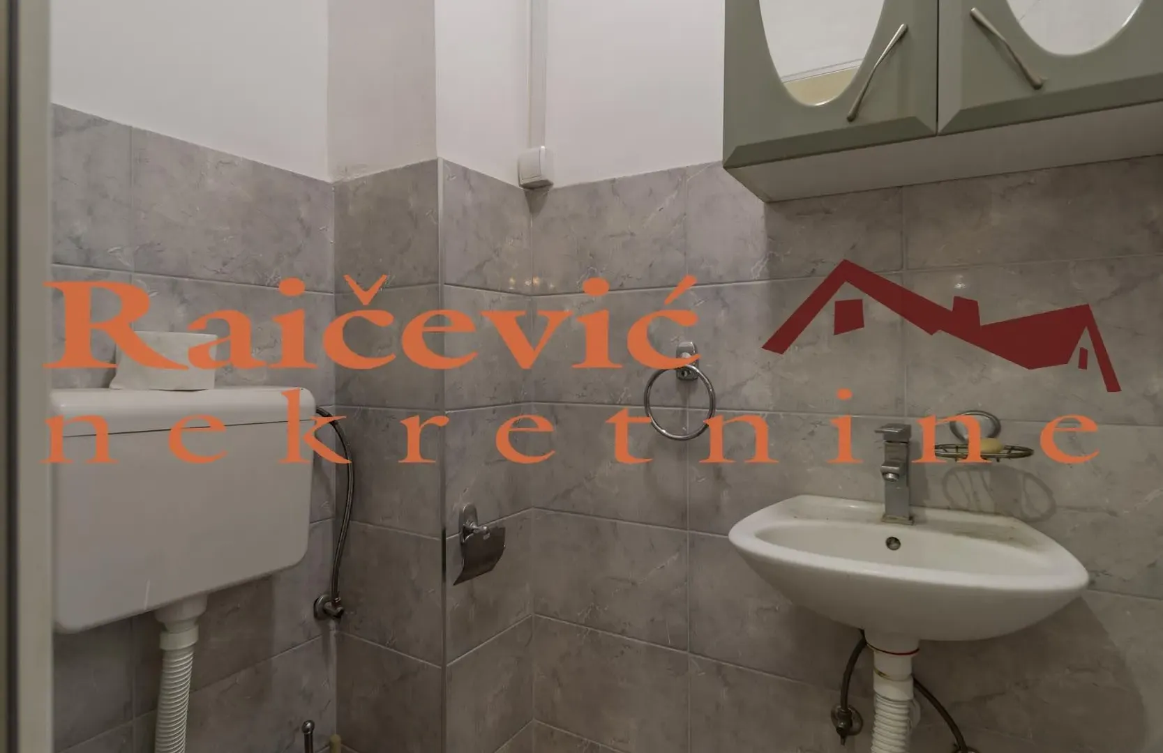 Sale, three bedroom apartment, 114m², Lion, Zvezdara Sve Podlokacije
