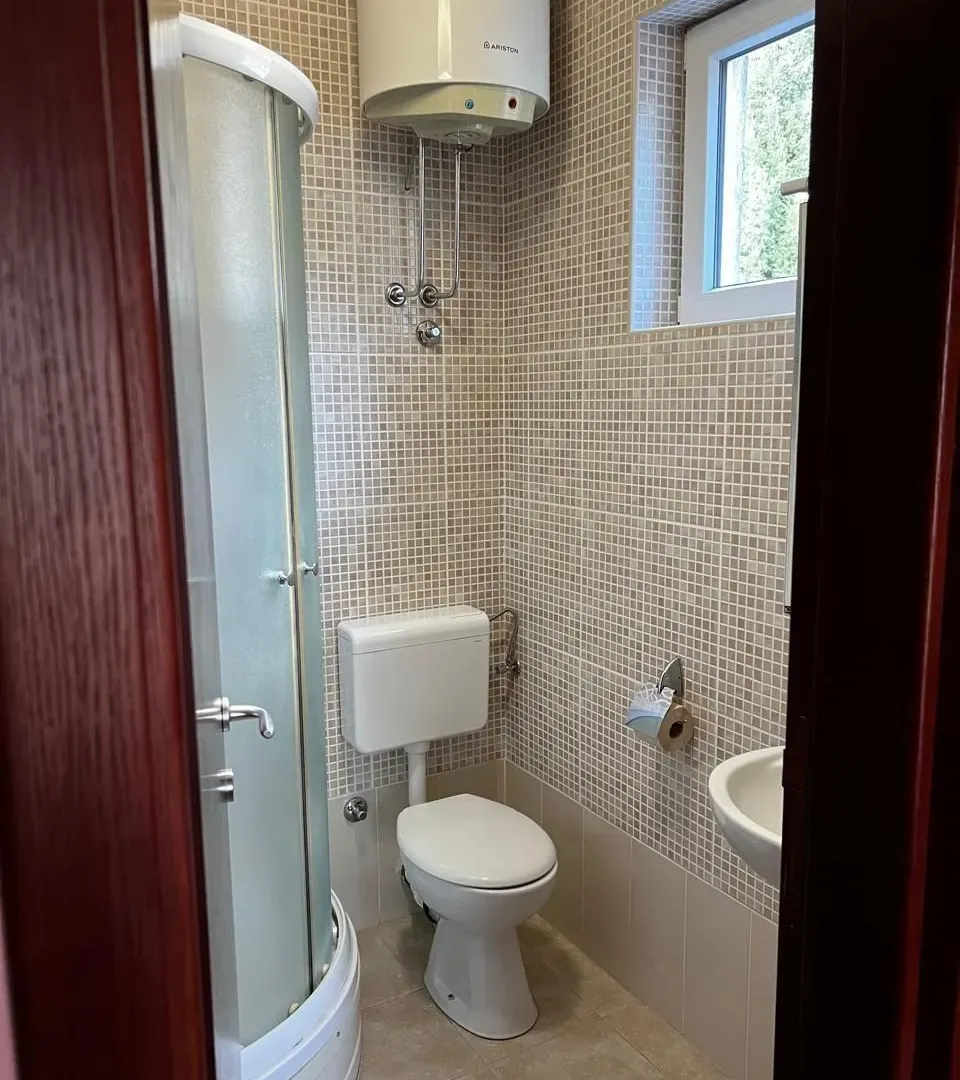 Prodaja, dvosoban stan, 73m², Đenovići, Herceg Novi