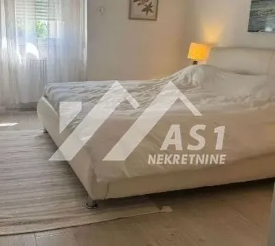 Izdavanje, četvorosoban stan, 180m², Novi Sad Sve Podlokacije, Novi Sad - image 5