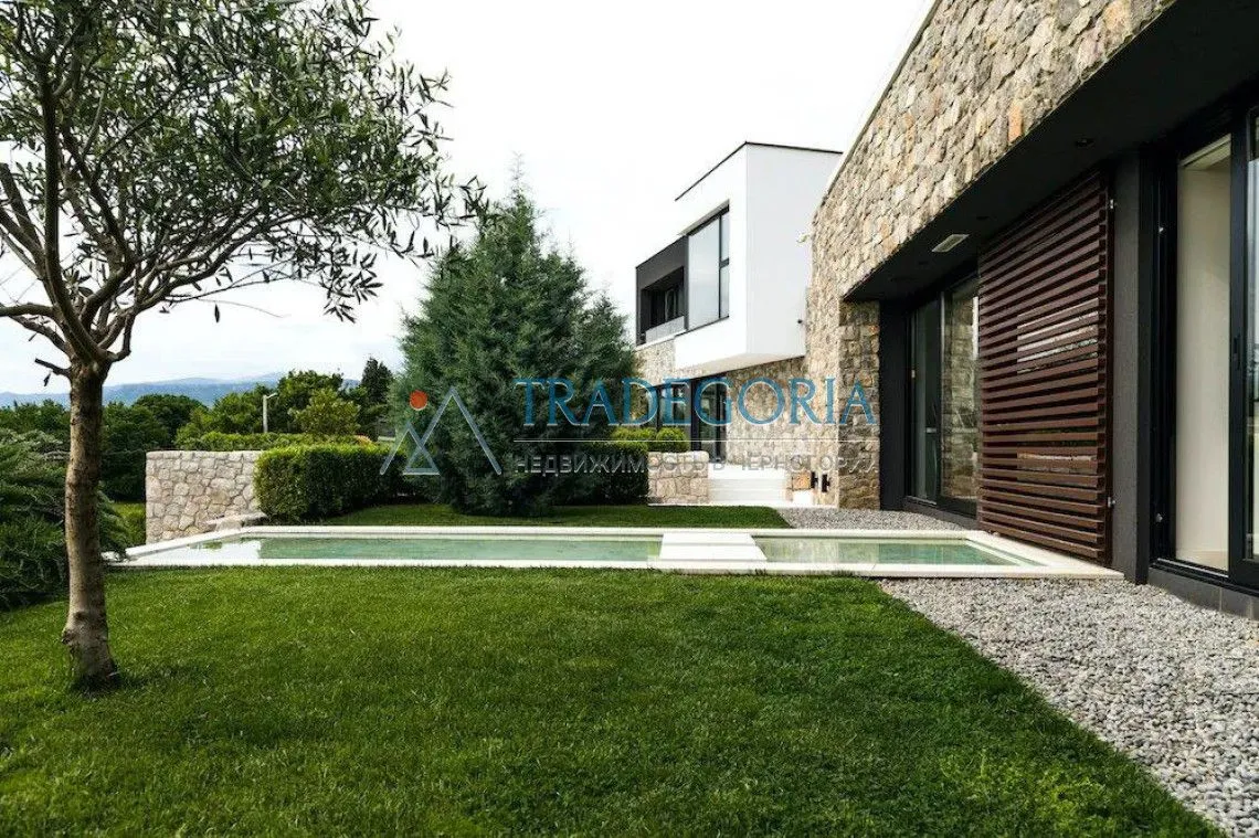 Prodaja, kuća, 162m², Podgorica, Crna Gora