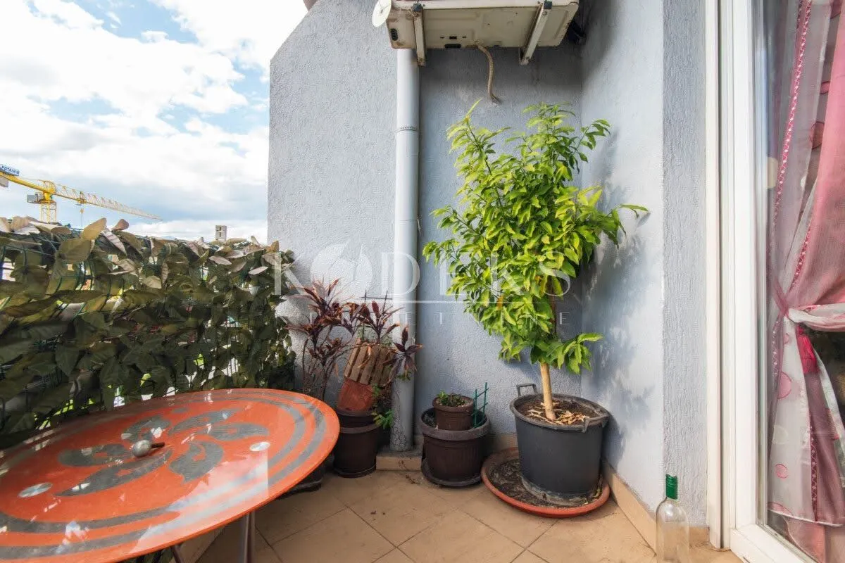 Rent, two bedroom apartment, 55m², Stari Aerodrom, Podgorica