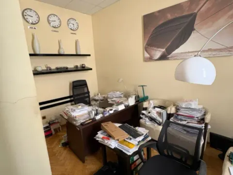 Izdavanje, poslovni prostor, 55m², Stari Grad Kotor, Kotor - image 3