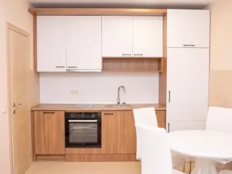 Prodaja, jednosoban stan, 55m², Bečići, Budva - image 1