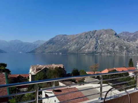 Rent, office space, 150m², Dobrota, Kotor - image 16