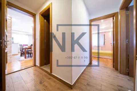 Prodaja, kuća, 136m², 1 maj, Podgorica - image 11