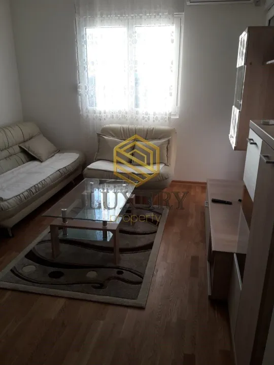 Rent, one bedroom apartment, 37m², Stari Aerodrom, Podgorica