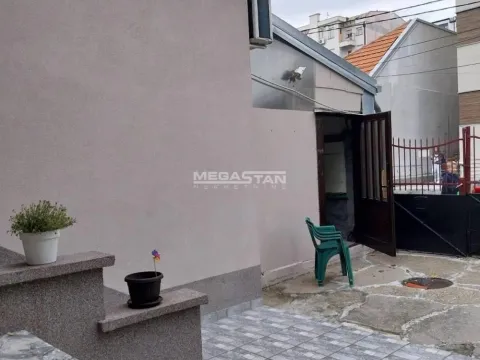 Prodaja, kuća, 67m², Cvetkova Pijaca, Zvezdara Sve Podlokacije - image 18