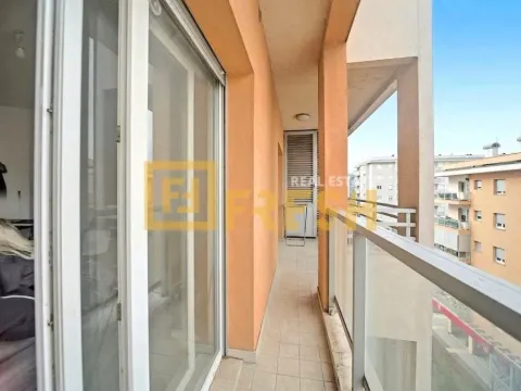 Prodaja, jednosoban stan, 53m², City Kvart, Podgorica - image 13