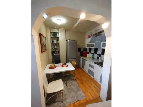 Izdavanje, dvosoban stan, 60m², Čair, Niš - image 2