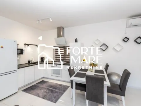 Prodaja, kuća, 160m², Zelenika, Herceg Novi - image 8