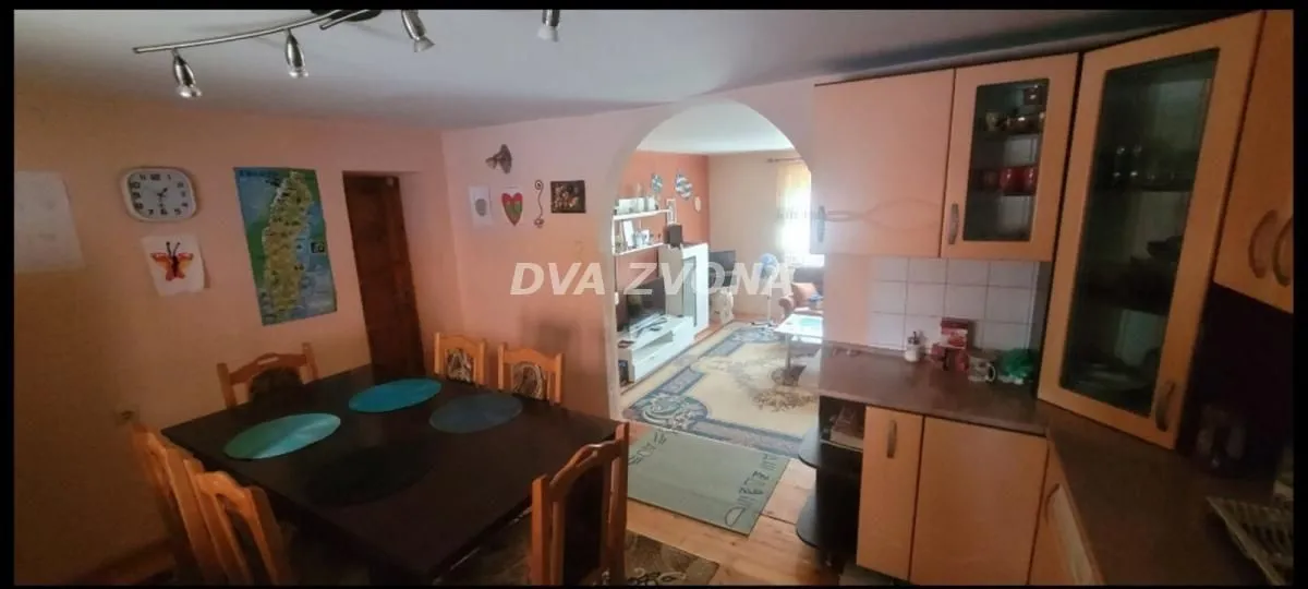 Prodaja, kuća, 179m², Adice, Novi Sad Sve Podlokacije