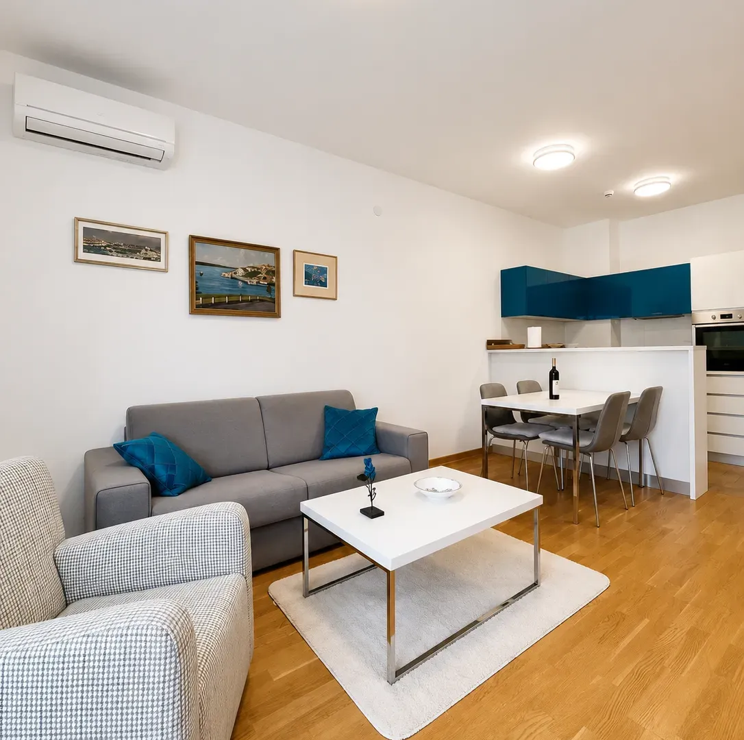 Izdavanje, jednosoban stan, 51m², City Kvart, Podgorica