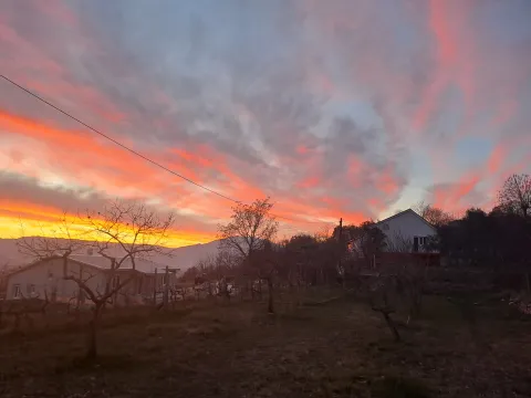 Prodaja, kuća, 285m², Piperi, Podgorica - image 19