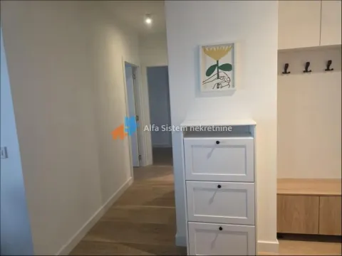 Izdavanje, trosoban stan, 76m², Savski Venac, Beograd - image 14