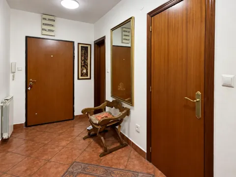 Prodaja, trosoban stan, 90m², Preko Morače, Podgorica - image 8