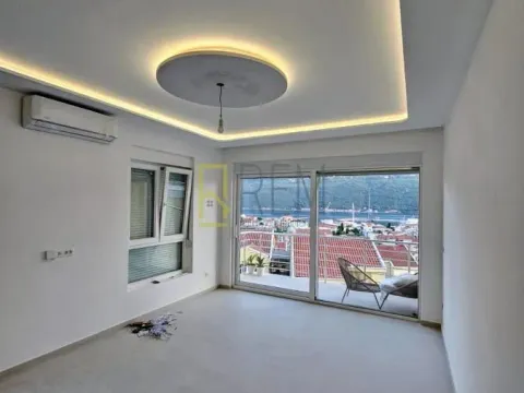 Prodaja, dvosoban stan, 70m², Đenovići, Herceg Novi - image 2