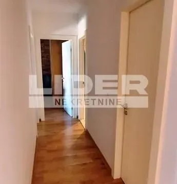 Izdavanje, dvosoban stan, 75m², Voždovac Sve Podlokacije, Beograd - image 4