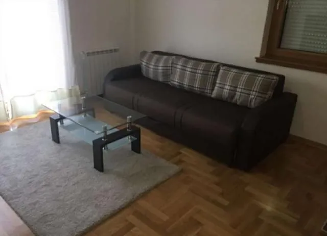 Rent, two bedroom apartment, 75m², Savski Venac, Beograd