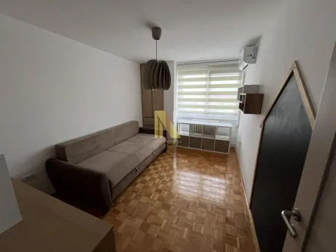 Izdavanje, trosoban stan, 78m², Novo naselje, Novi Sad - image 10