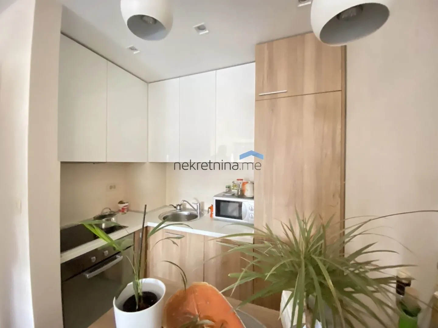 Izdavanje, jednosoban stan, 43m², City Kvart, Podgorica