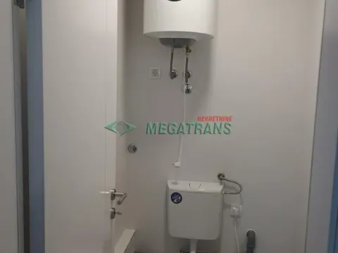 Izdavanje, poslovni prostor, 70m², Centar, Novi Sad - image 7