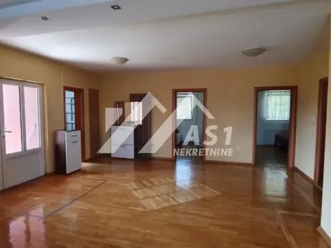 Izdavanje, kuća, 2500m², Bukovački plato, Petrovaradin - image 9