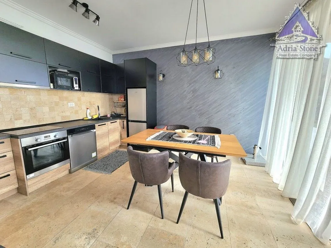 Sale, house, 199m², Kuljače, Budva