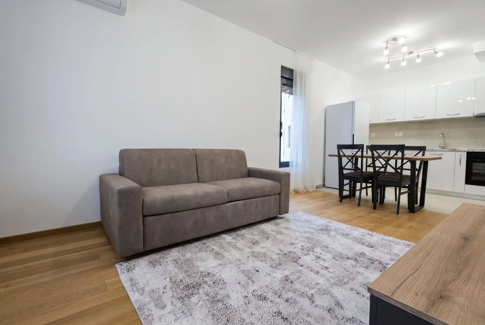 Stan-na-dan, dvosoban stan, 46m², Bečići, Budva
