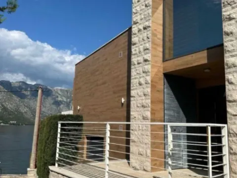 Prodaja, kuća, 350m², Stoliv, Kotor