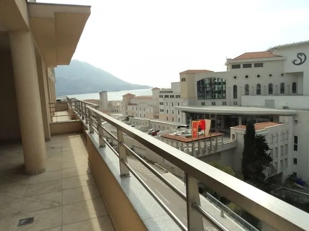 Prodaja, stan, 150m², Bečići, Budva