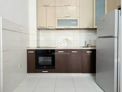 Rent, one bedroom apartment, 46m², Stari Aerodrom, Podgorica - image 6