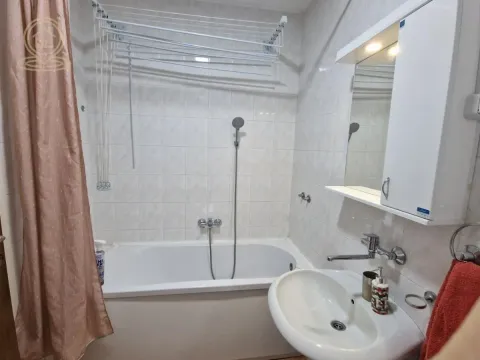 Izdavanje, dvosoban stan, 46m², Sajmište, Novi Sad - image 11