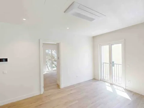 Prodaja, jednosoban stan, 69m², Luštica Bay, Tivat - image 4
