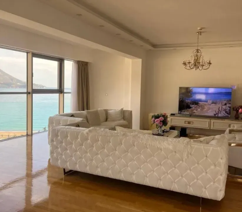 Rent, three bedroom apartment, 100m², Bečići, Budva