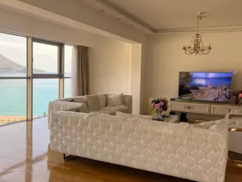 Rent, three bedroom apartment, 100m², Bečići, Budva