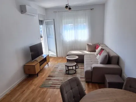 Rent, one bedroom apartment, 43m², Zabjelo, Podgorica - image 1