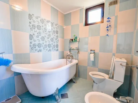 Prodaja, kuća, 130m², Krašići, Tivat - image 9