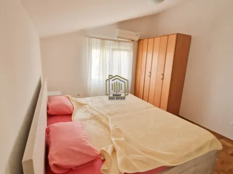 Izdavanje, dvosoban stan, 115m², Tološi, Podgorica - image 6