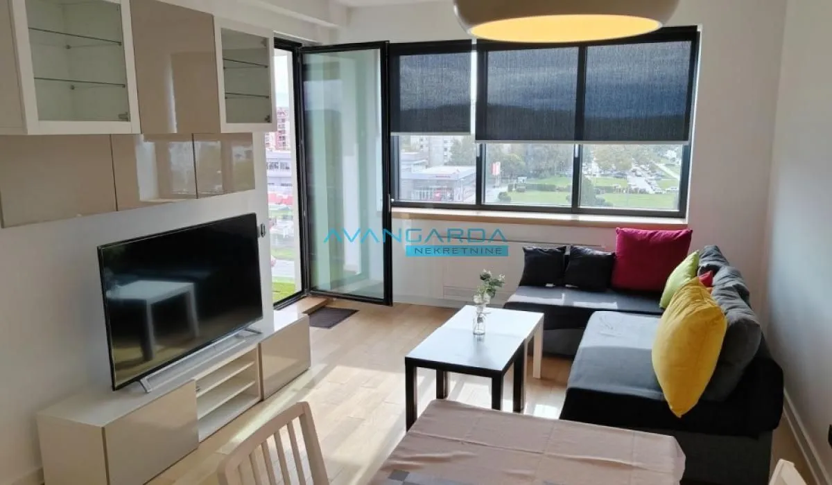 Izdavanje, stan, 78m², Novi Beograd Blok 67, Novi Beograd Sve Podlokacije