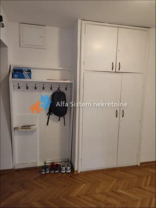 Izdavanje, dvosoban stan, 62m², Stari Grad, Beograd