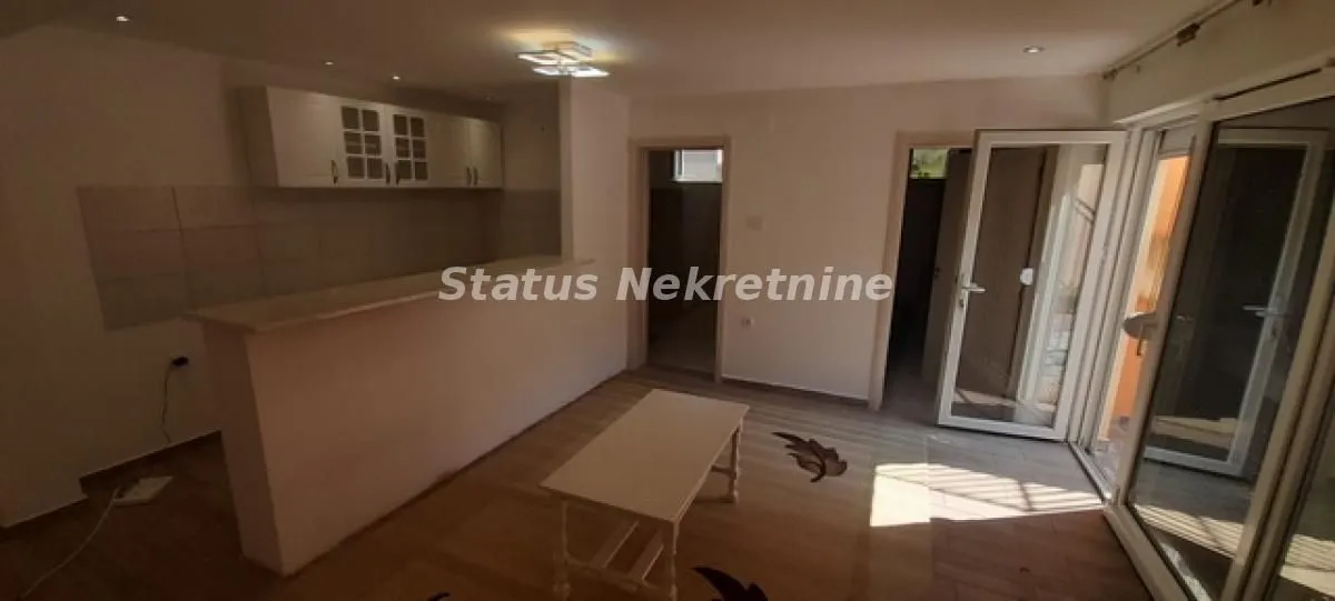 Izdavanje, jednosoban stan, 48m², Futog, Novi Sad Sve Podlokacije
