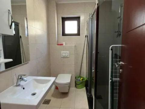 Sale, two bedroom apartment, 69m², Bečići, Budva - image 2