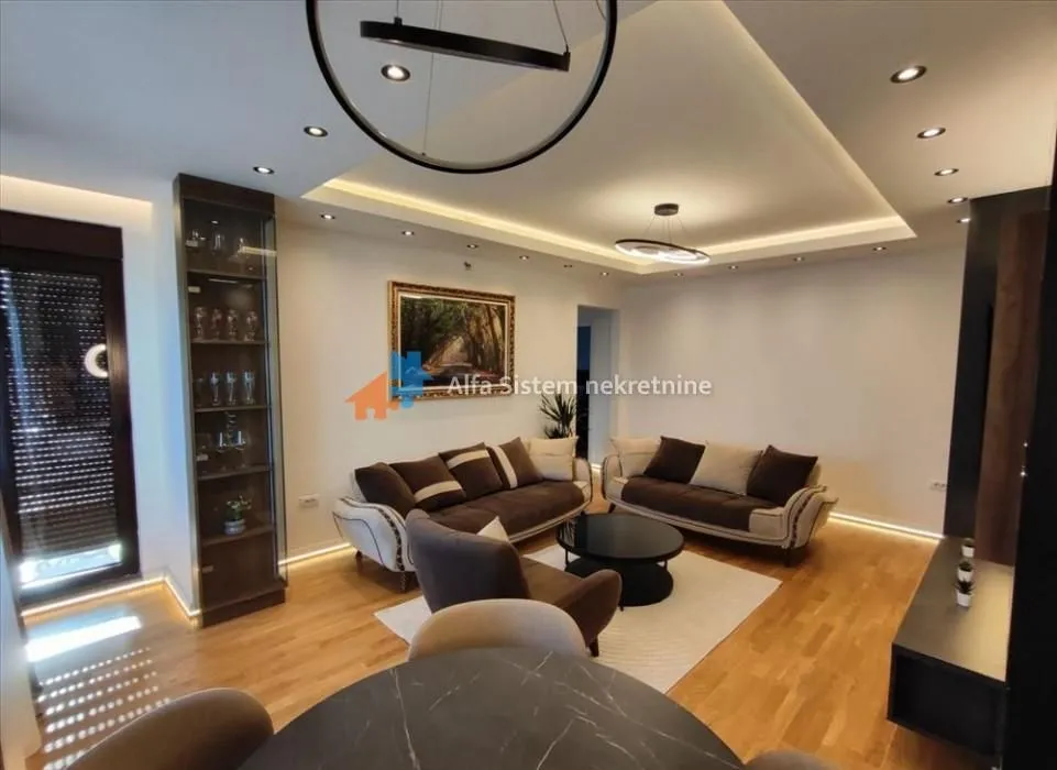 Rent, three bedroom apartment, 74m², Lekino Brdo, Voždovac Sve Podlokacije