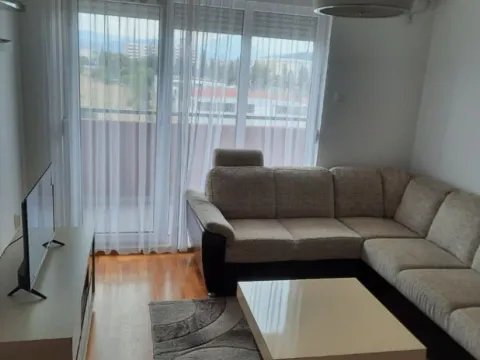 Rent, one bedroom apartment, 39m², Tuški Put, Podgorica - image 3